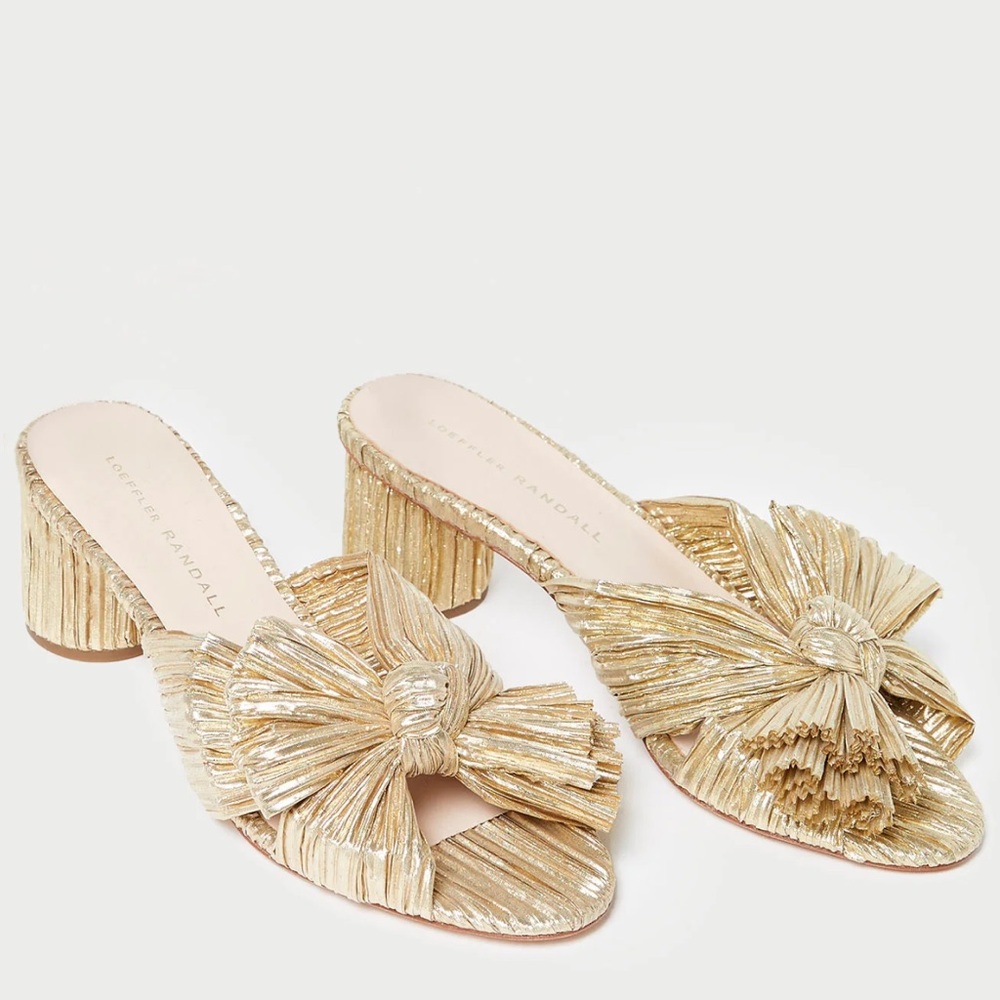 Loeffler Randall
Emilia Pleated Bow Sandals